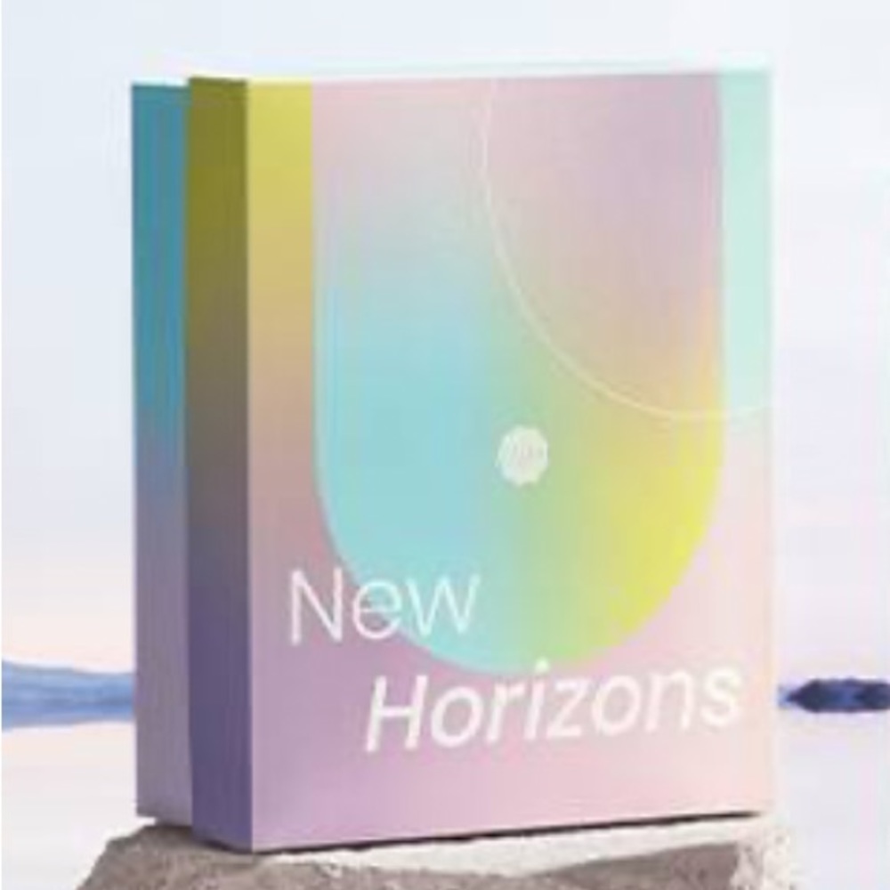 LIMITED EDITION ‘NEW HORIZONS’ GLOSSYBOX KEEPSAKE BOX